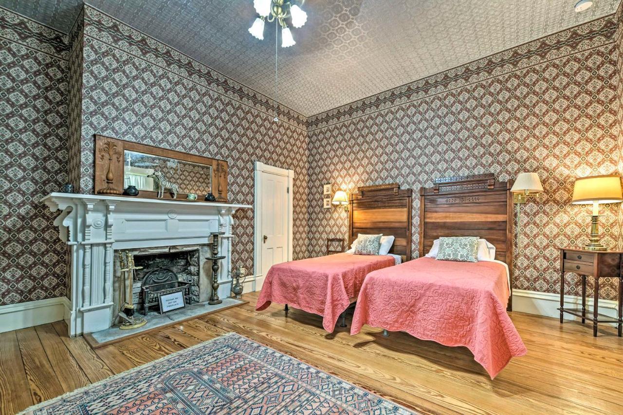 The Lilly House Historic Glen Rose Home With Porch! Екстер'єр фото