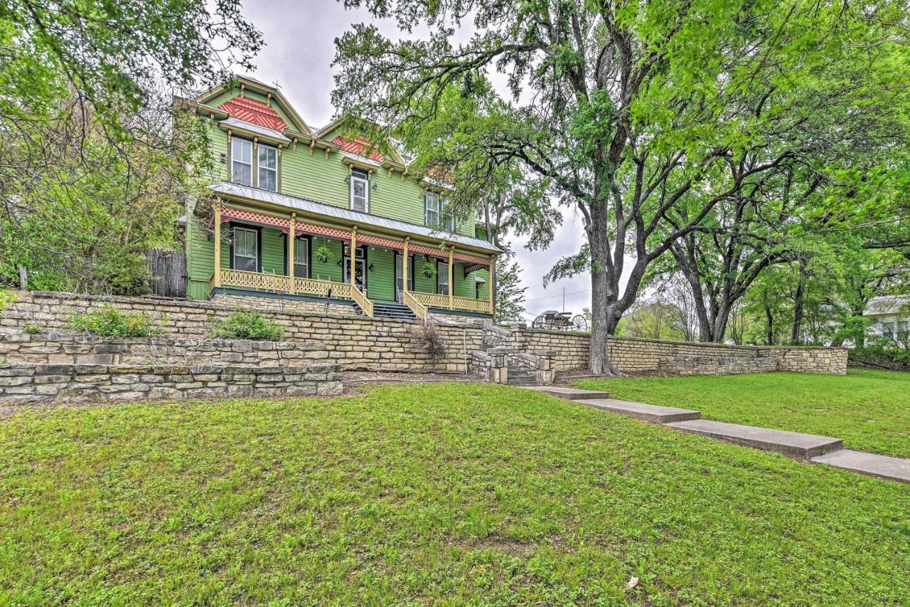 The Lilly House Historic Glen Rose Home With Porch! Екстер'єр фото