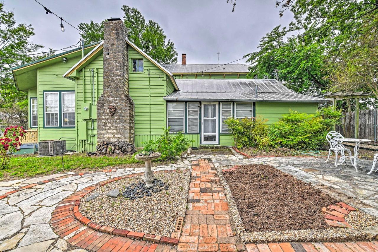 The Lilly House Historic Glen Rose Home With Porch! Екстер'єр фото